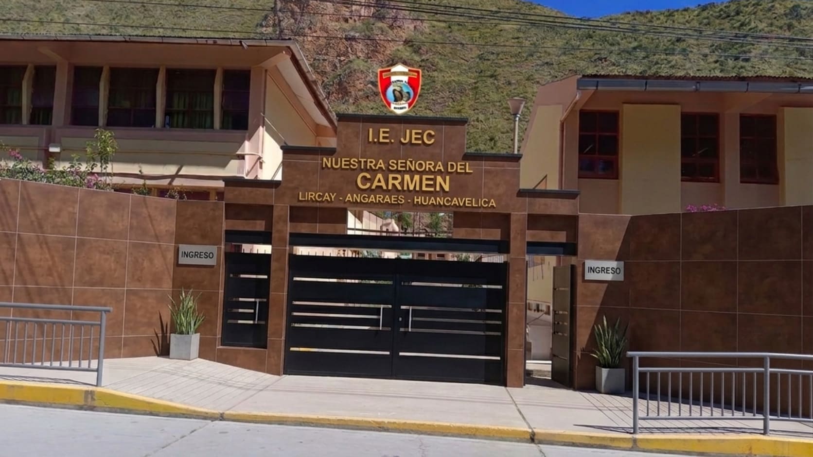 Fachada de la institución educativa